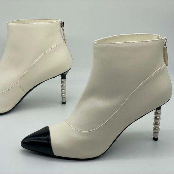 CHANEL 20C Leather Patent Cap Toe CC Pearl Track Heels Booties Ankle Boots - Picture 6 of 13